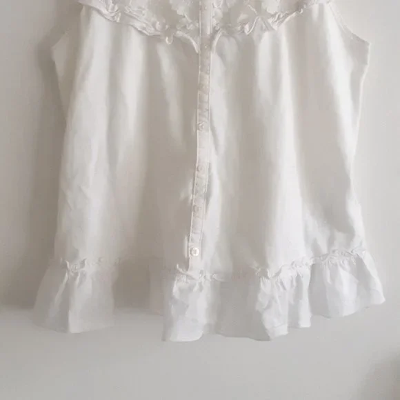 Gilly Hicks Tank Top Ruffles - Picture 2 of 7